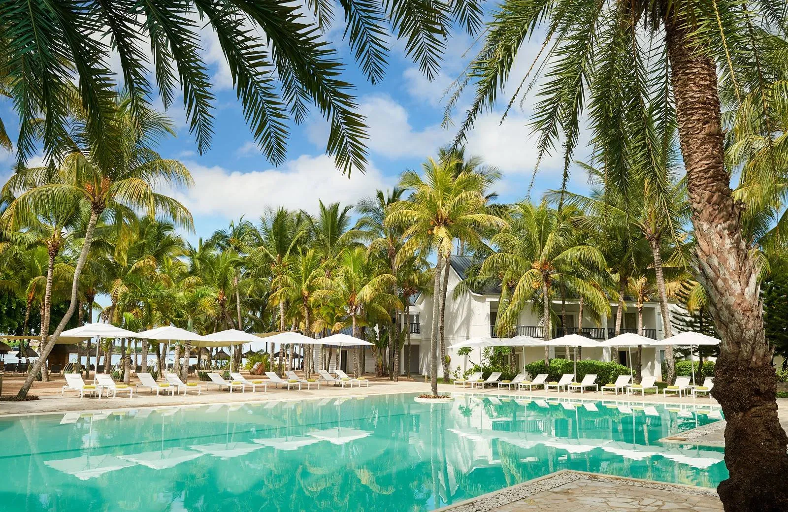 The Ravenala Attitude Hotel 4*