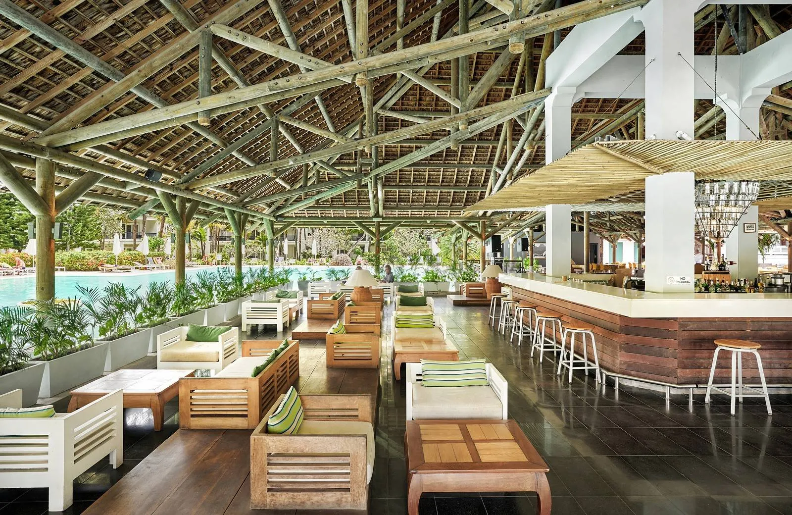 The Ravenala Attitude Hotel 4*