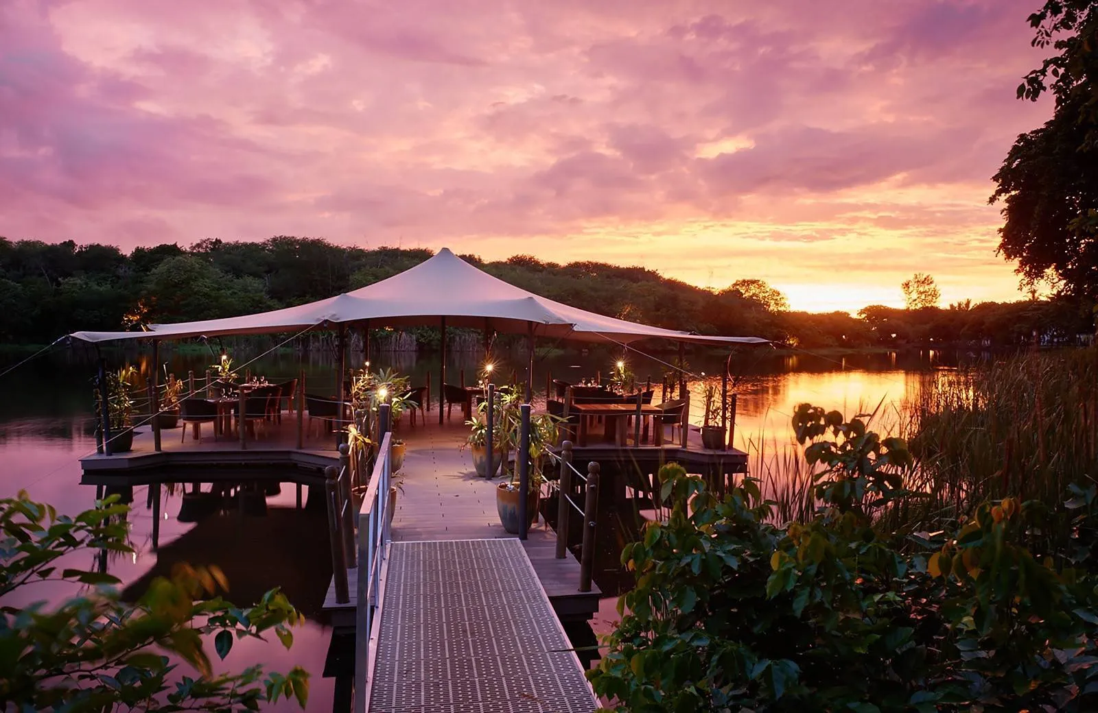 The Ravenala Attitude Hotel 4*