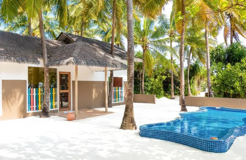Cocoon Maldives 5*