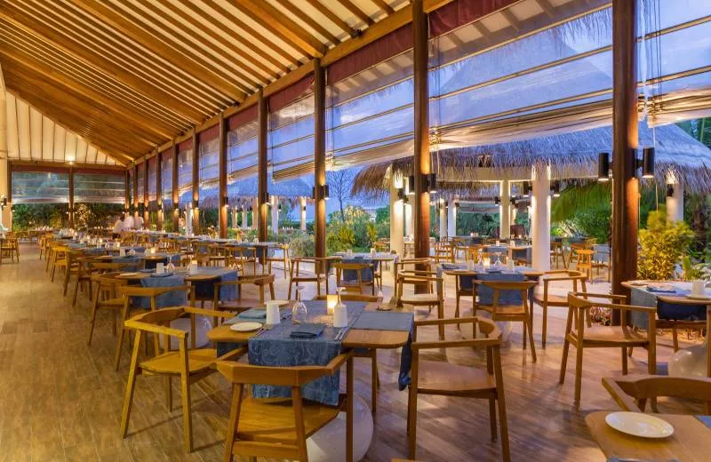 Cocoon Maldives 5*