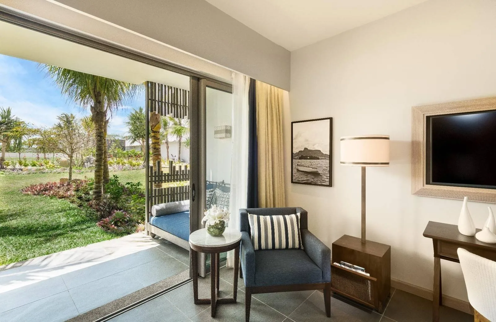 Anantara Iko Mauritius Resort & Villas 5*