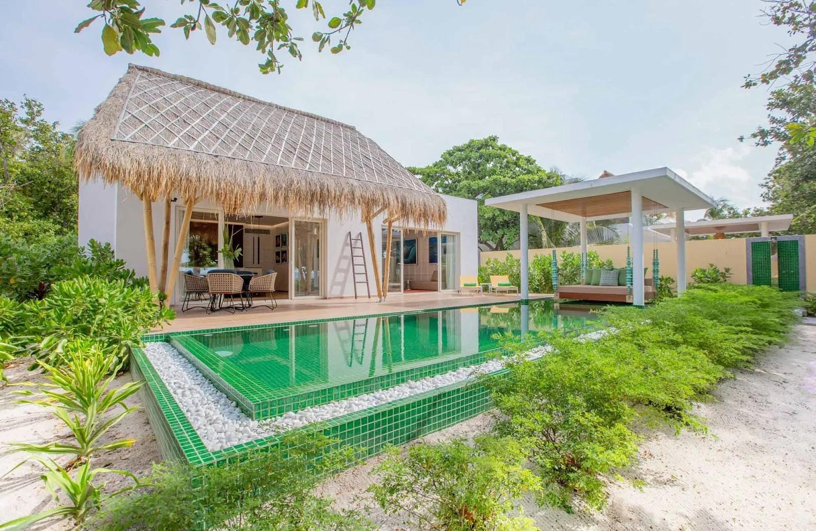 Emerald Maldives Resort & Spa 5*