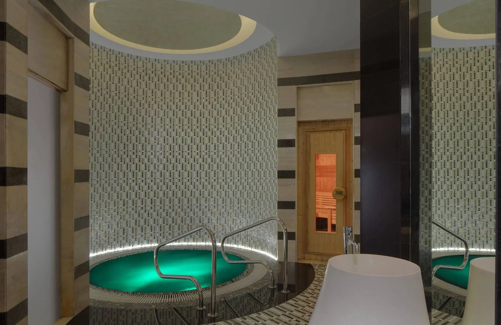 The St. Regis Saadiyat Island Resort, Abu Dhabi 5*