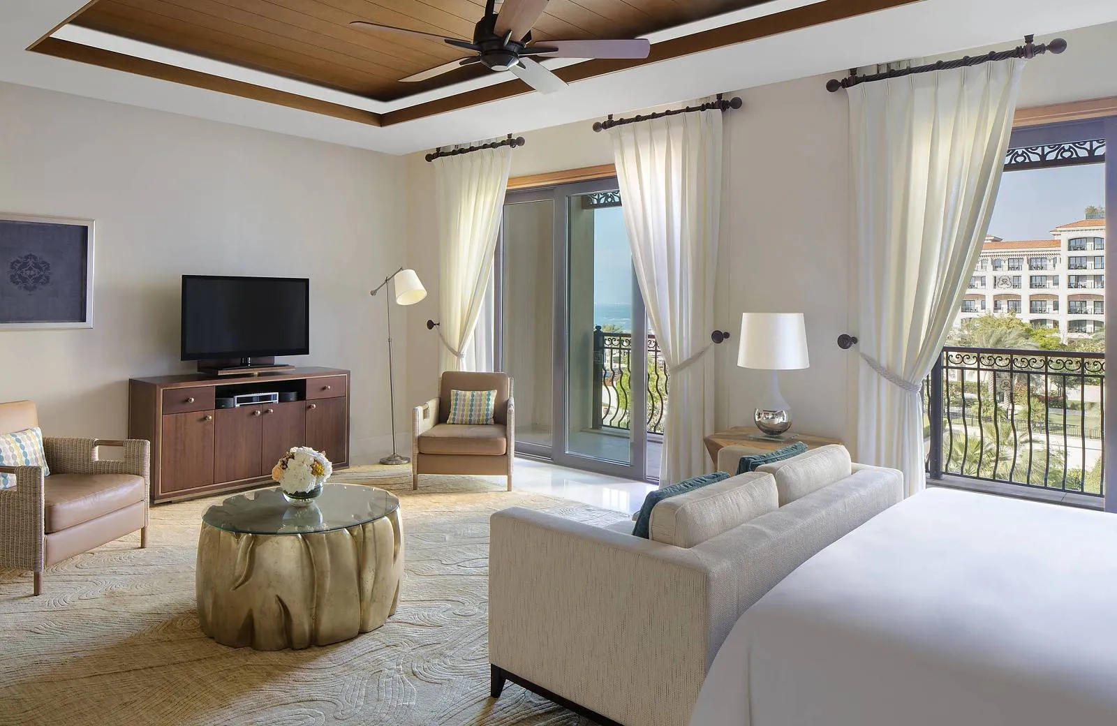 The St. Regis Saadiyat Island Resort, Abu Dhabi 5*