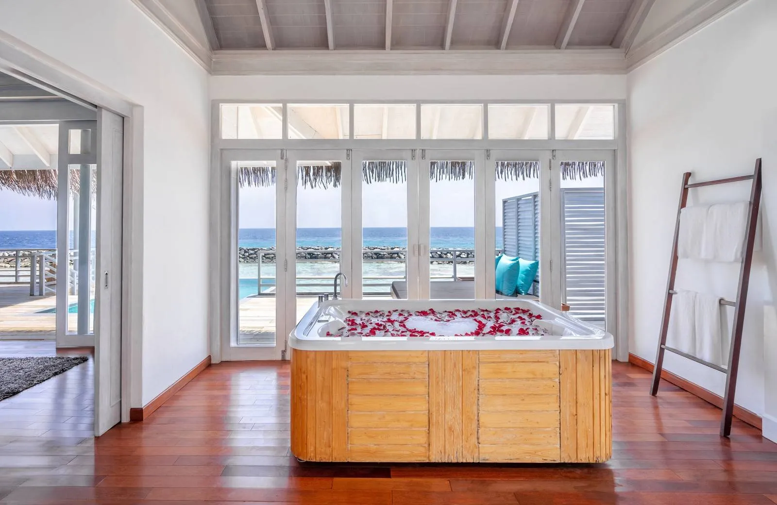 NH Maldives Kuda Rah Resort (ex. Amaya Resort Kuda Rah) 5*