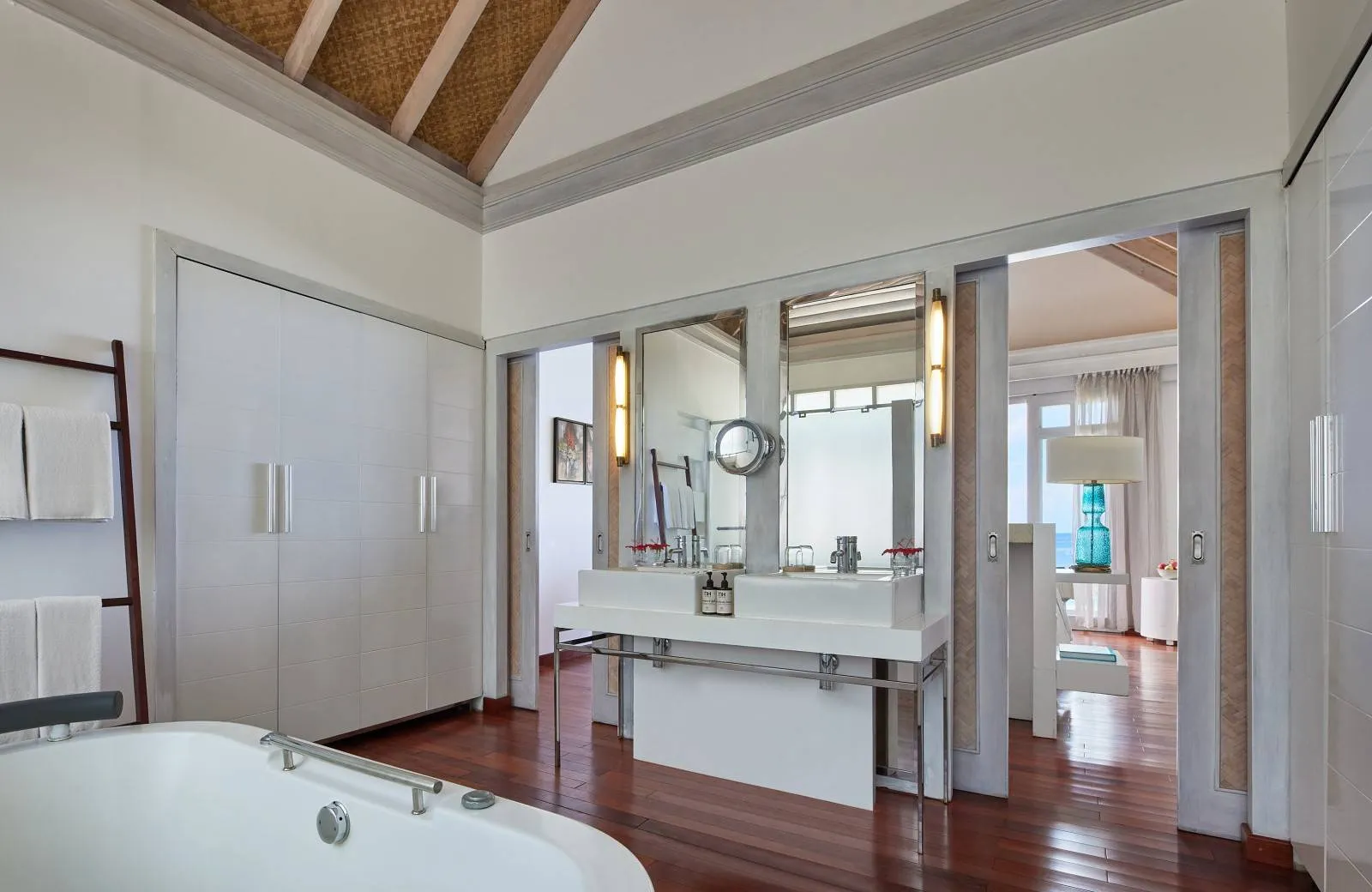 NH Maldives Kuda Rah Resort (ex. Amaya Resort Kuda Rah) 5*