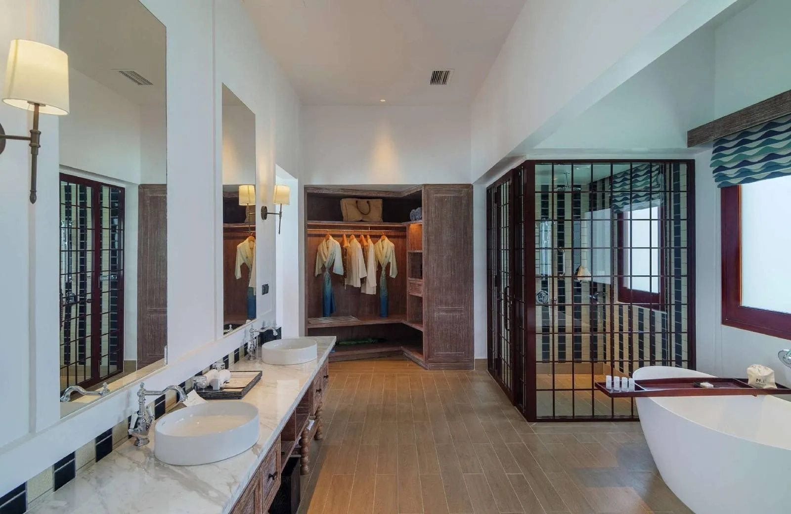 SAii Lagoon Maldives, Curio Collection by Hilton 5*