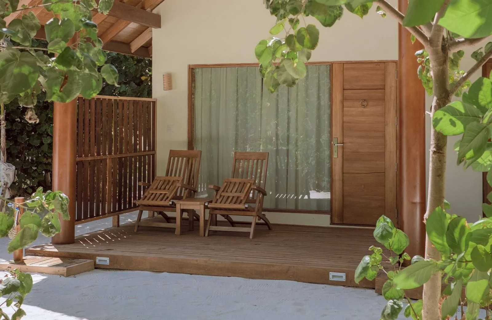 Reethi Faru Resort 4*