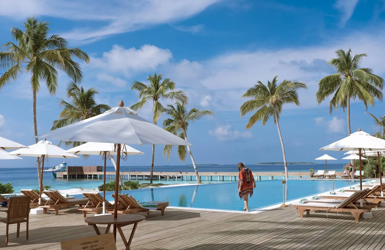 Reethi Faru Resort 4*