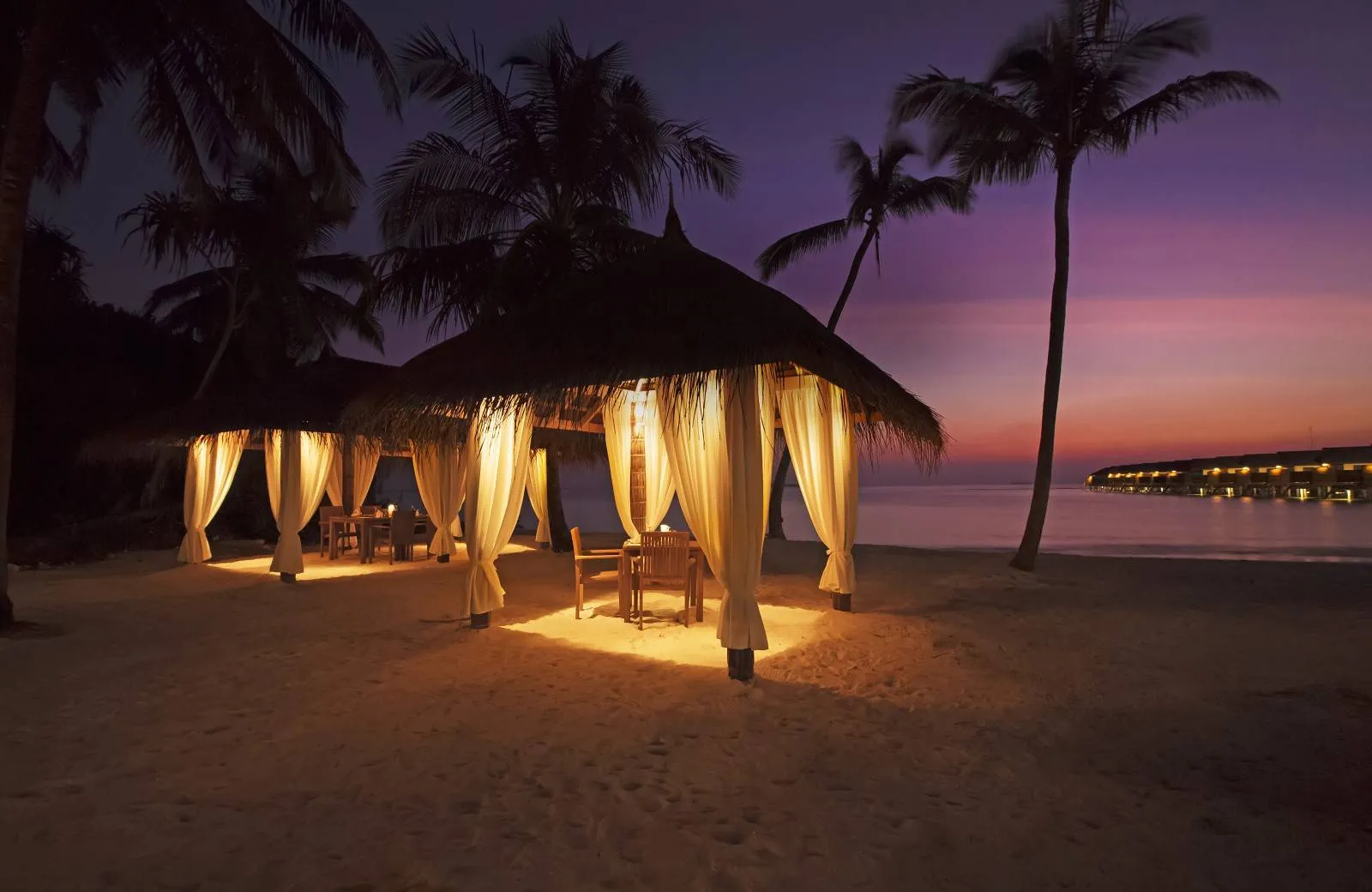 Reethi Faru Resort 4*
