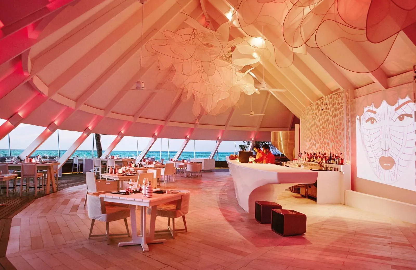 LUX* South Ari Atoll Resort & Villas 5*