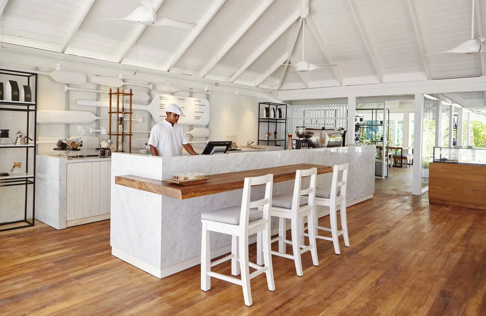 LUX* South Ari Atoll Resort & Villas 5*