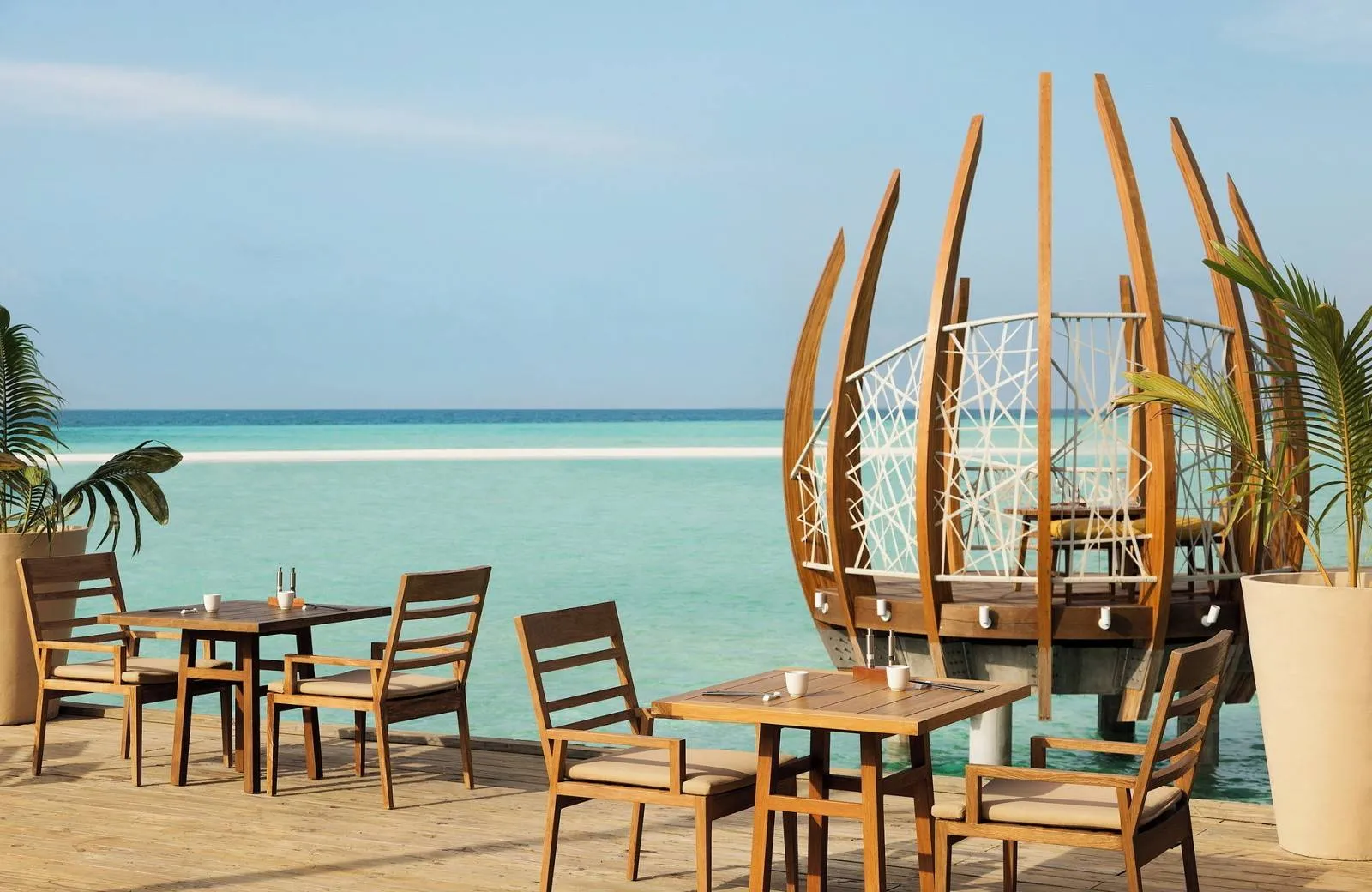 LUX* South Ari Atoll Resort & Villas 5*