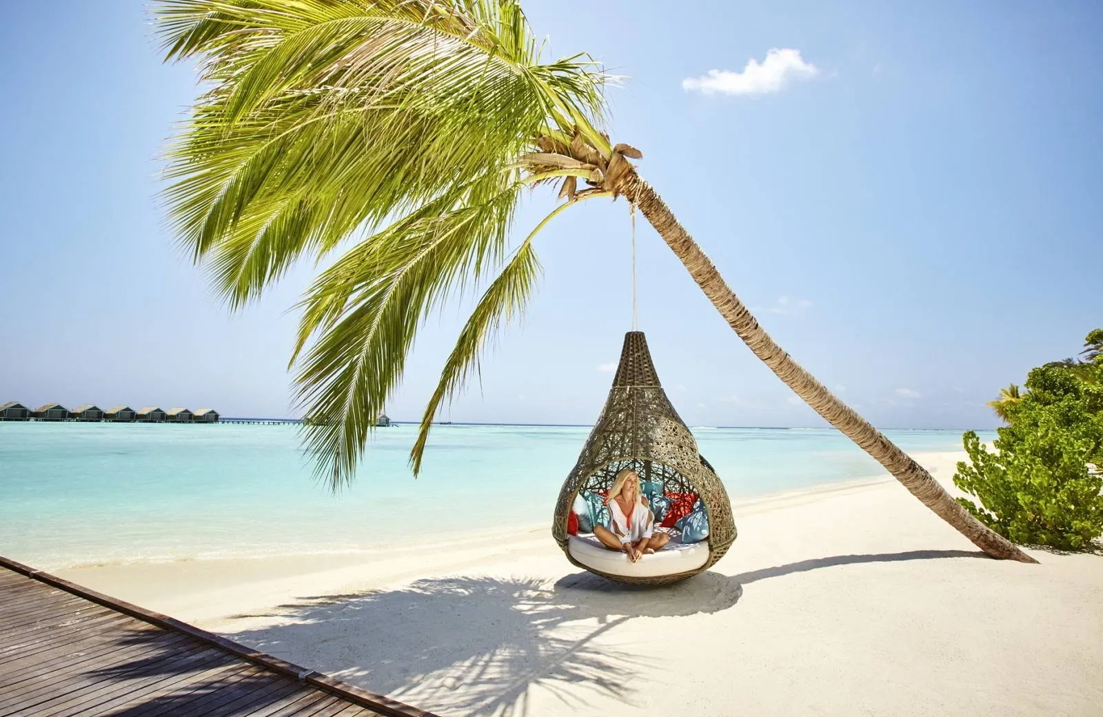 LUX* South Ari Atoll Resort & Villas 5*