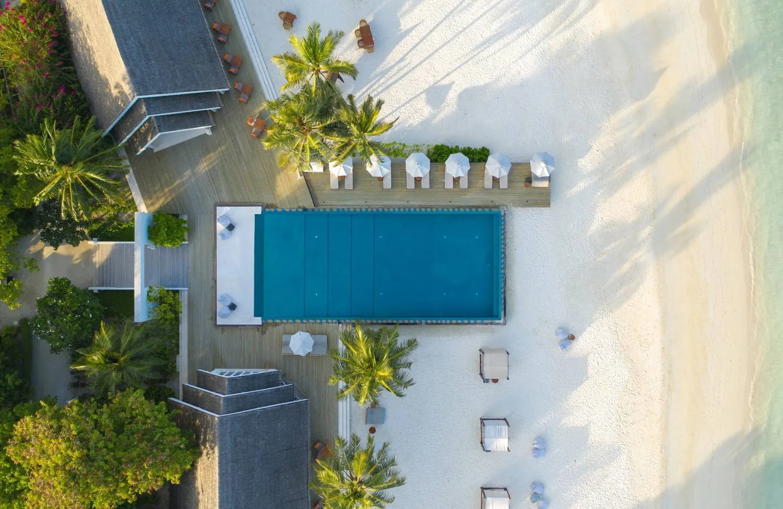 LUX* South Ari Atoll Resort & Villas 5*