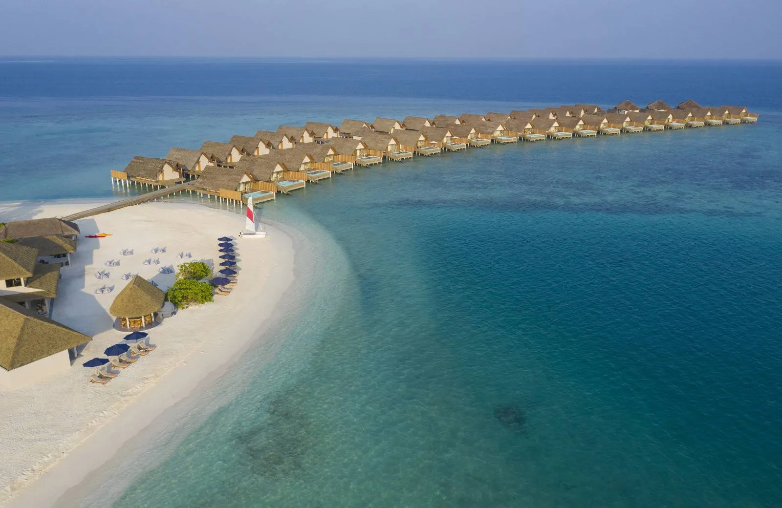 Emerald Faarufushi Resort & Spa 5*