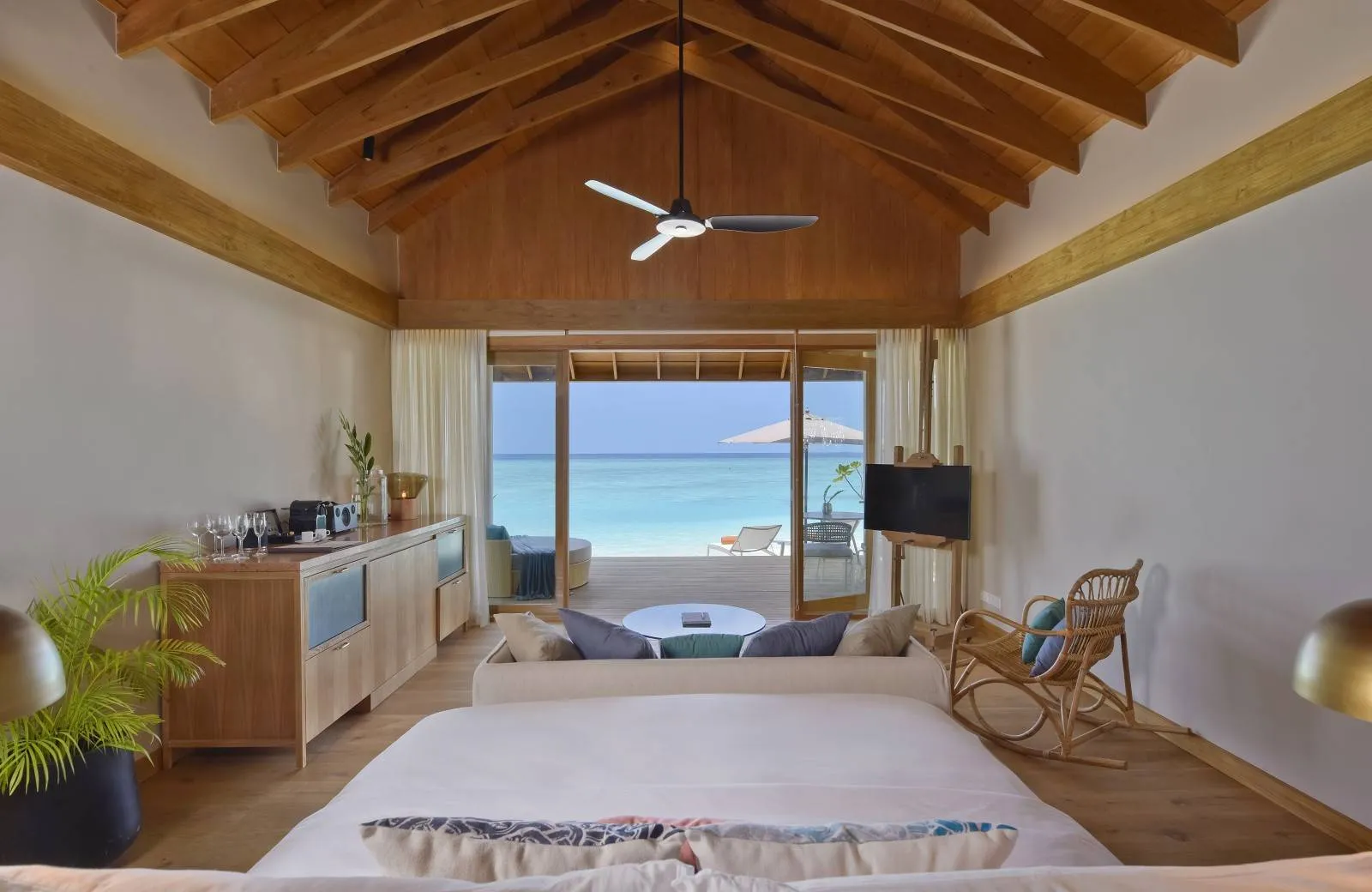 Emerald Faarufushi Resort & Spa 5*