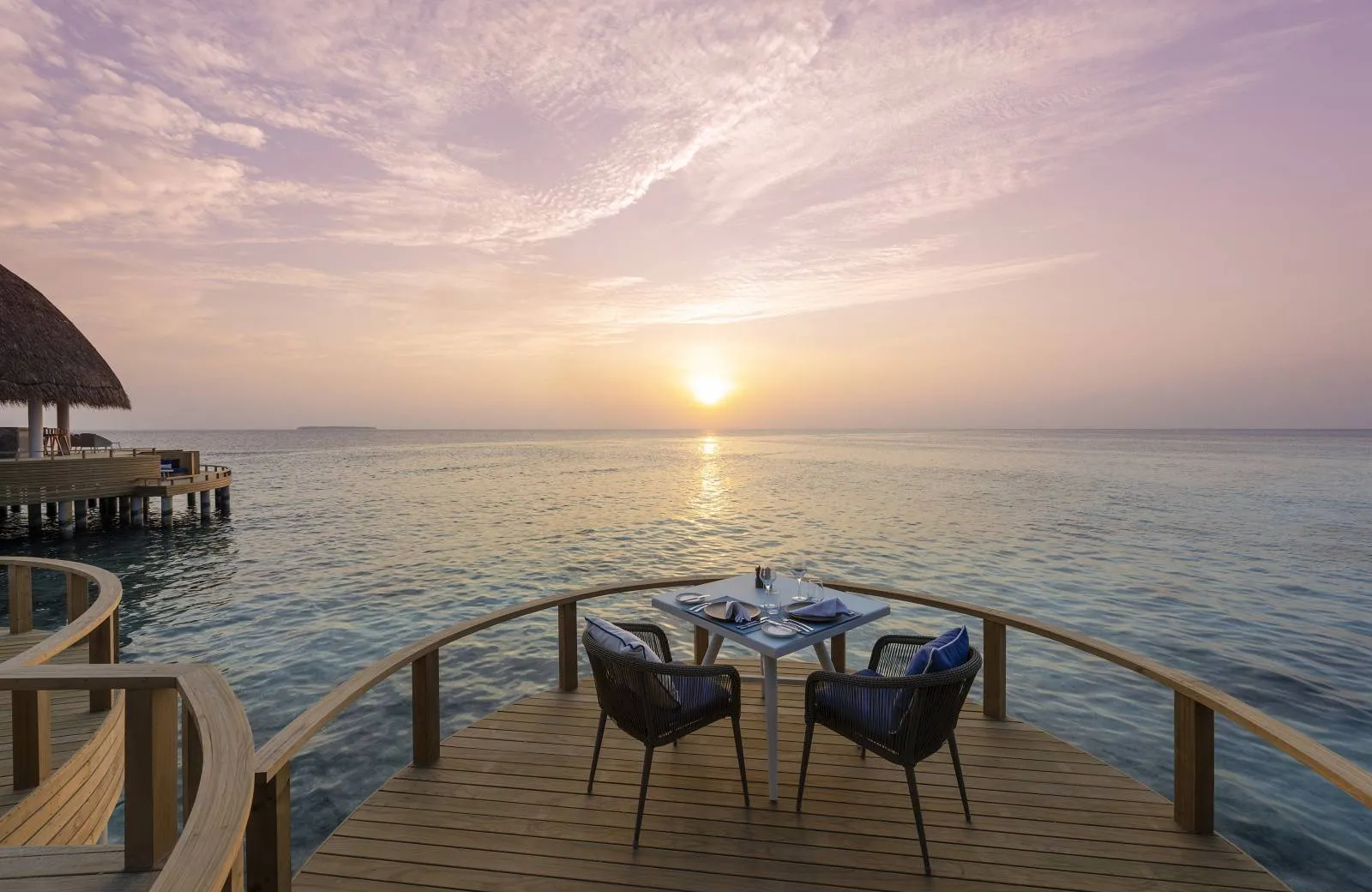 Emerald Faarufushi Resort & Spa 5*