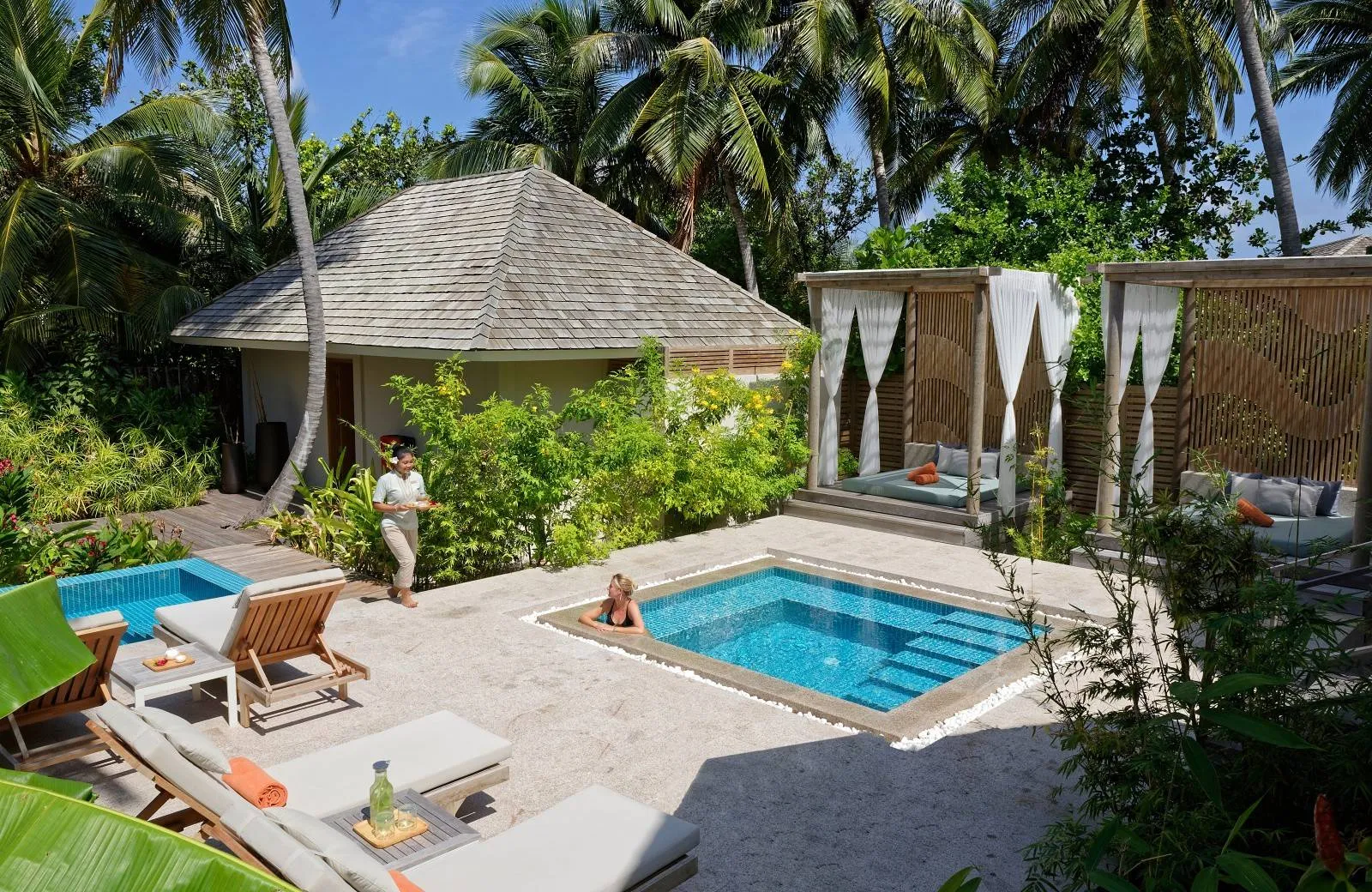 Emerald Faarufushi Resort & Spa 5*