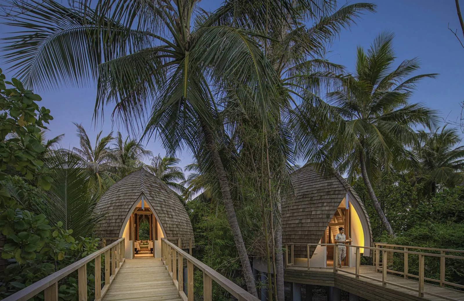 Emerald Faarufushi Resort & Spa 5*