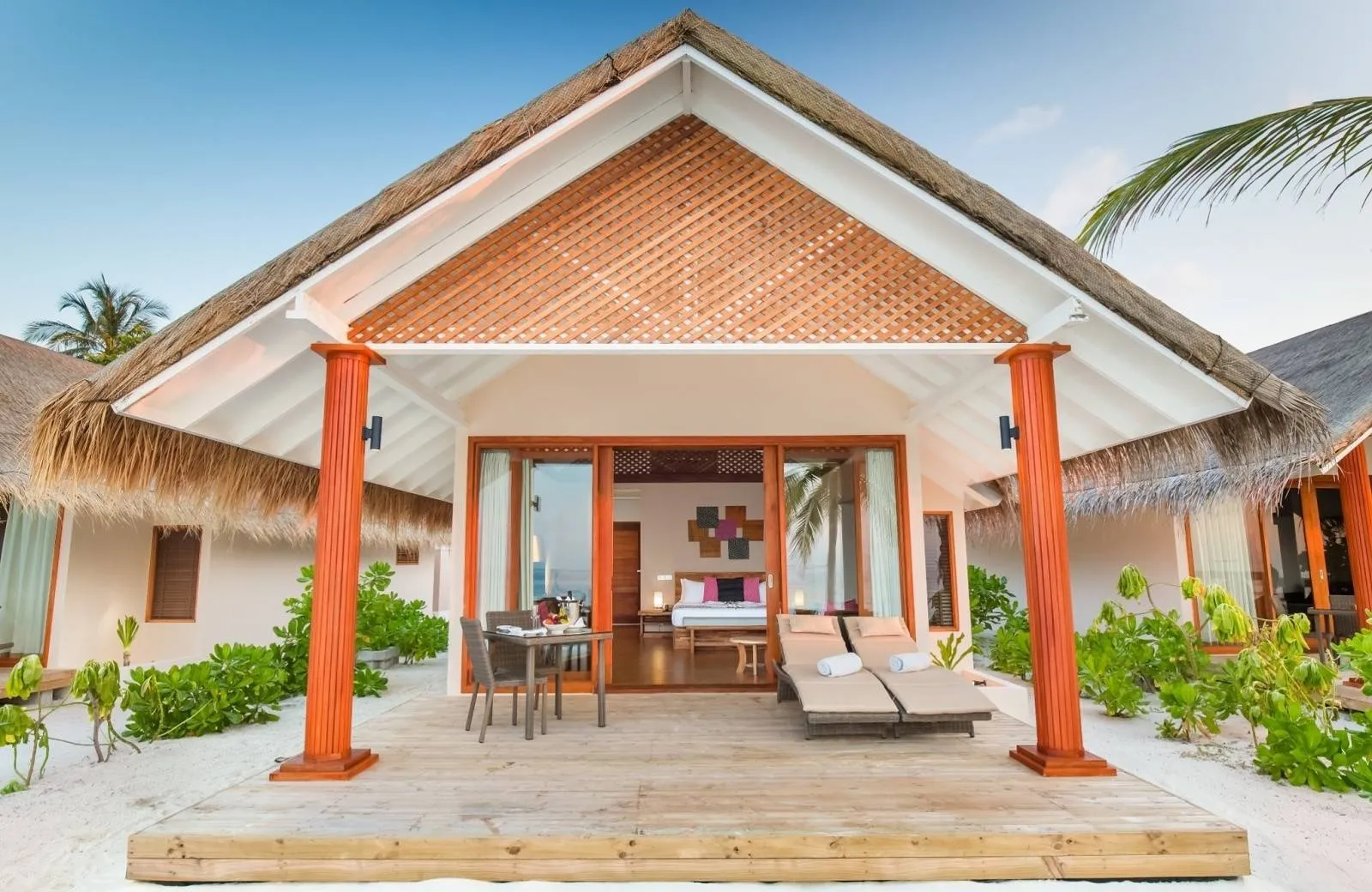 Kudafushi Resort & Spa 5*