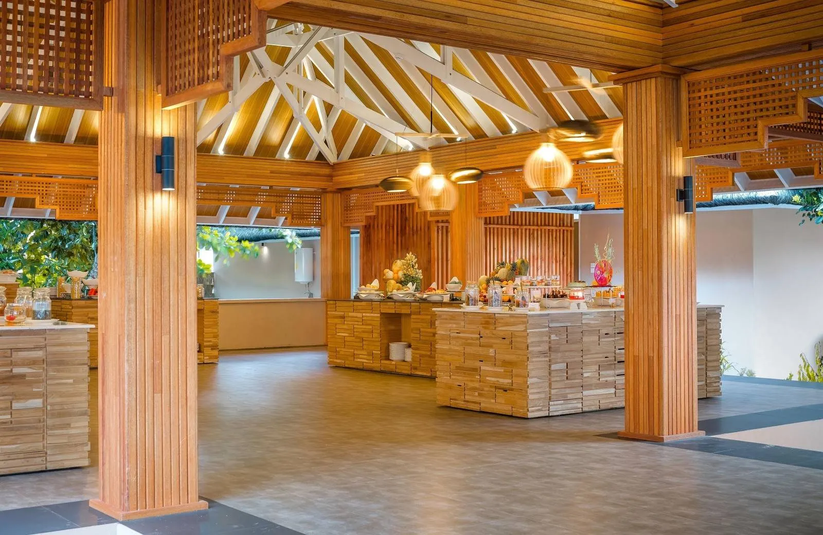 Kudafushi Resort & Spa 5*