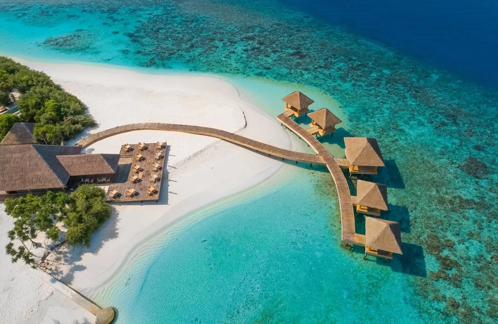 Kudafushi Resort & Spa