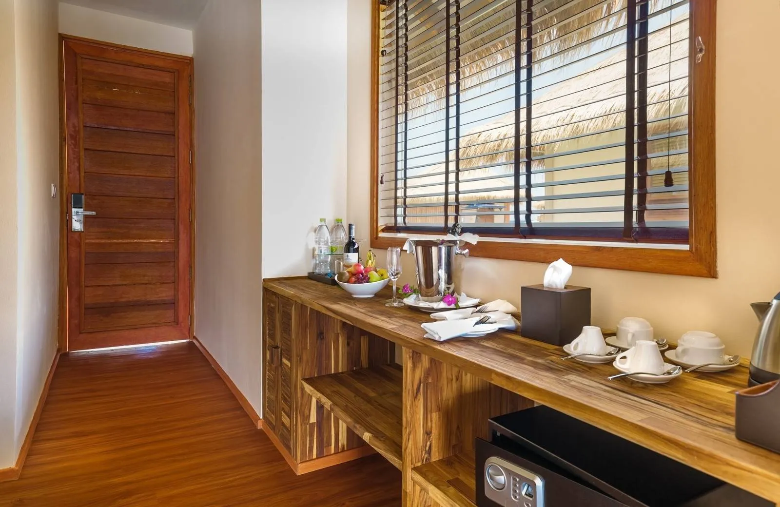 Kudafushi Resort & Spa 5*