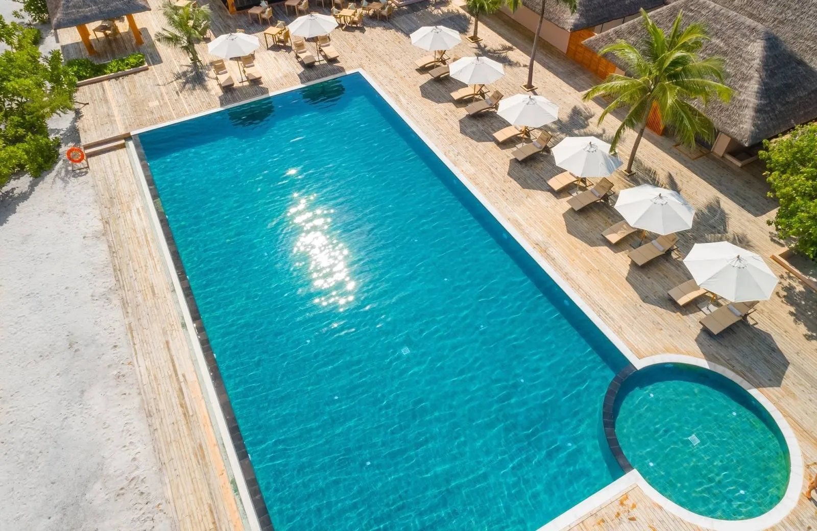 Kudafushi Resort & Spa