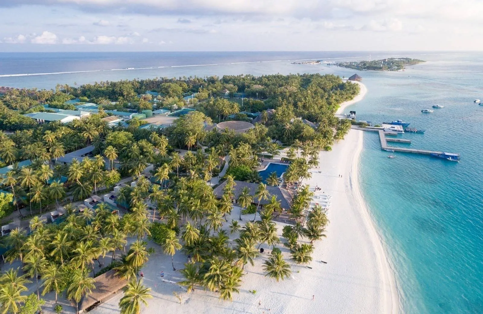 Meeru Island Resort & Spa 4*