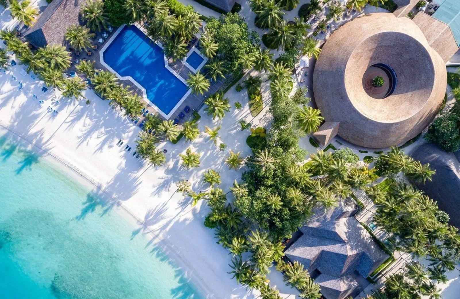 Meeru Island Resort & Spa 4*