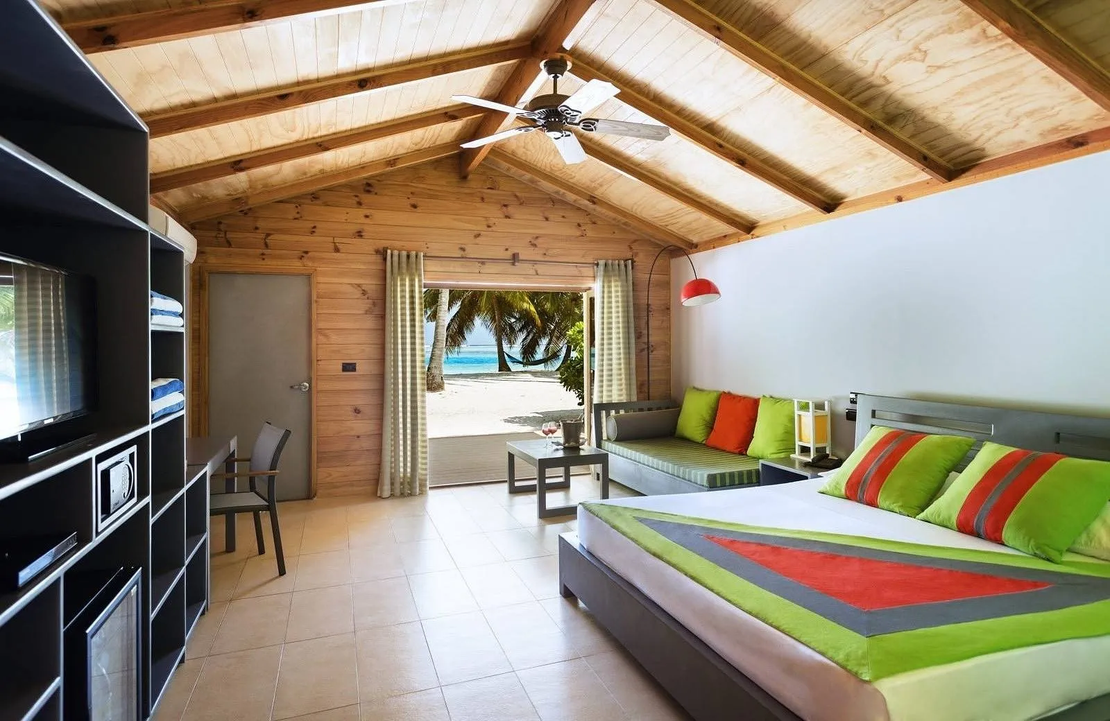 Meeru Island Resort & Spa 4*