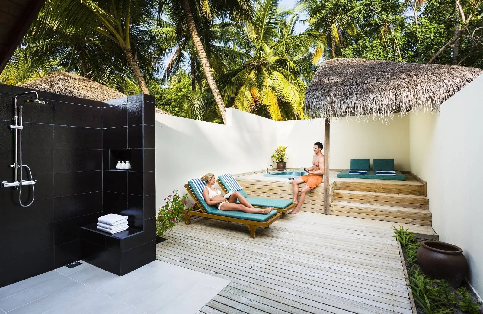 Meeru Island Resort & Spa 4*