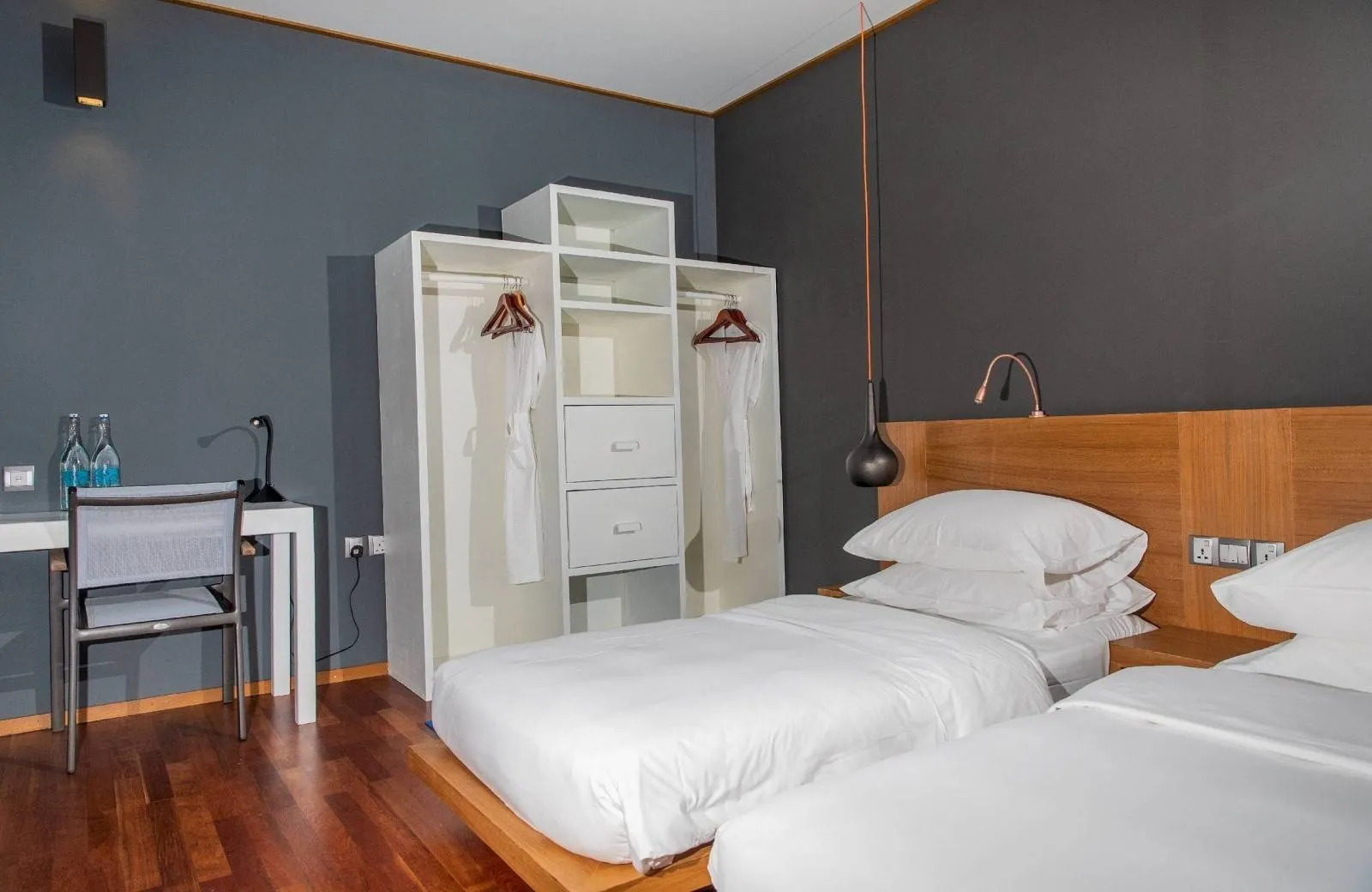 Meeru Island Resort & Spa 4*