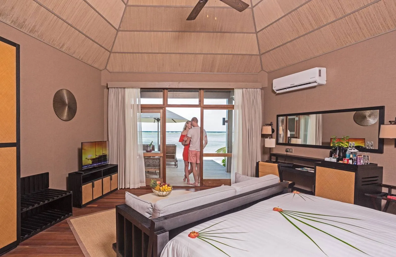 Meeru Island Resort & Spa 4*