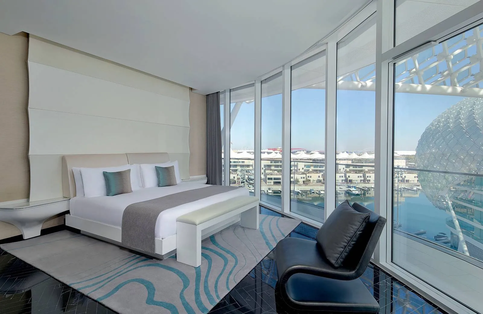 W Abu Dhabi - Yas Island 5*