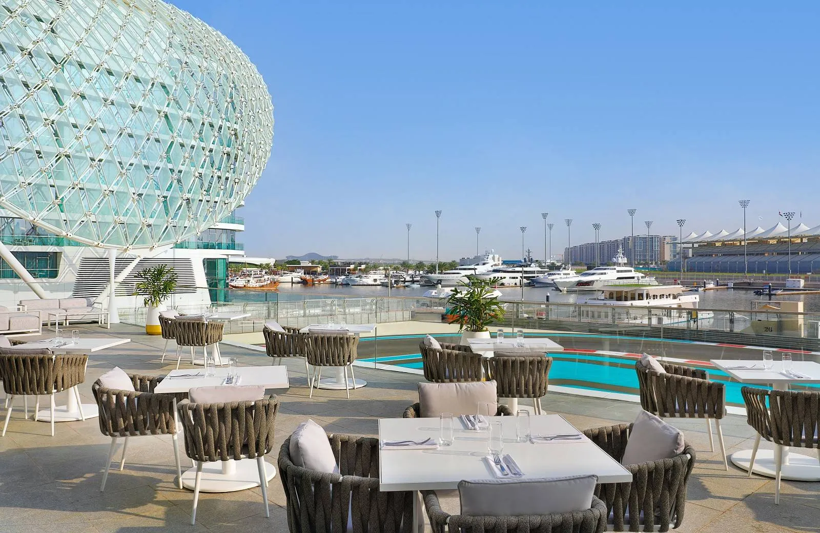 W Abu Dhabi - Yas Island 5*