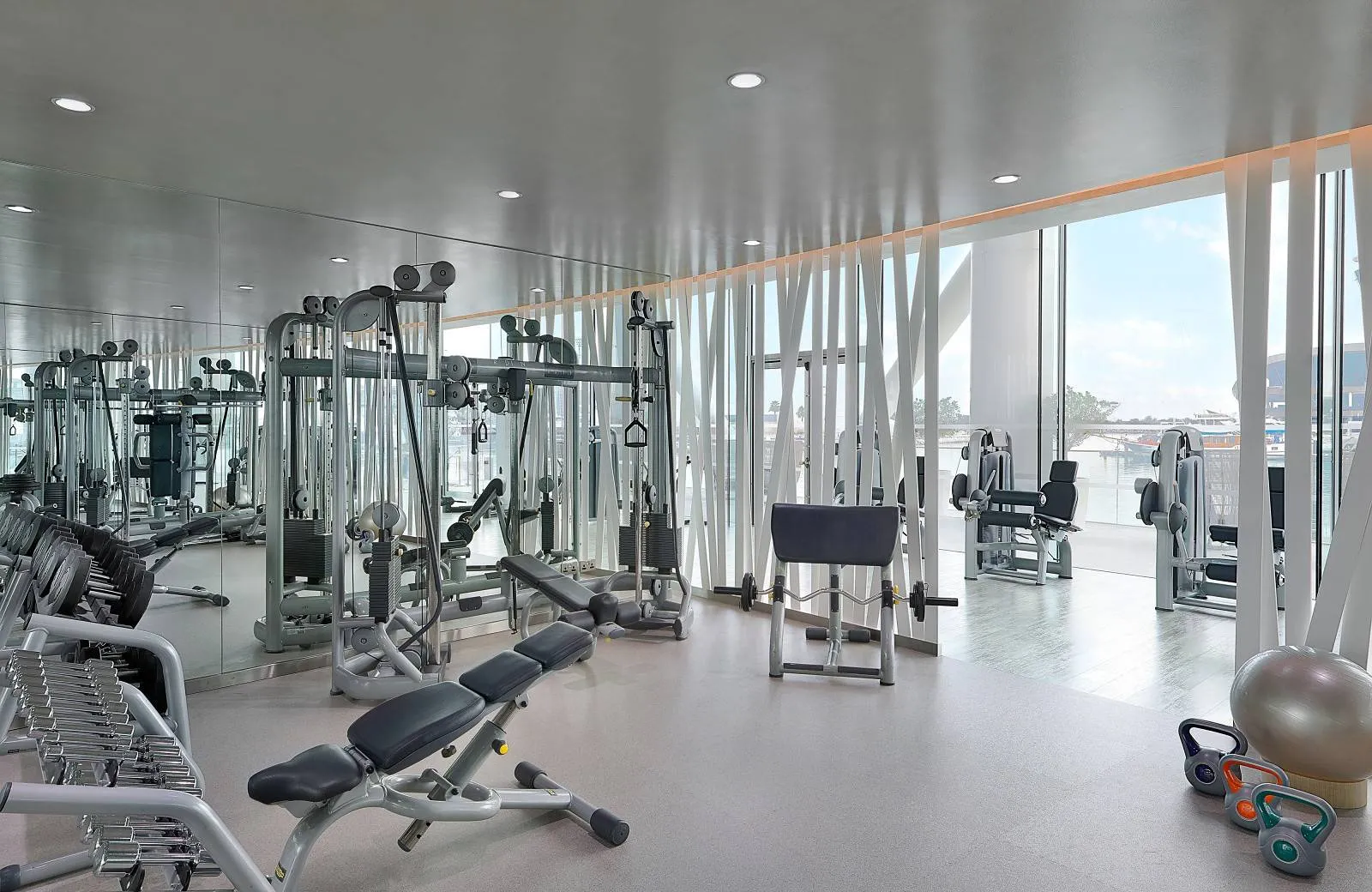 W Abu Dhabi - Yas Island 5*