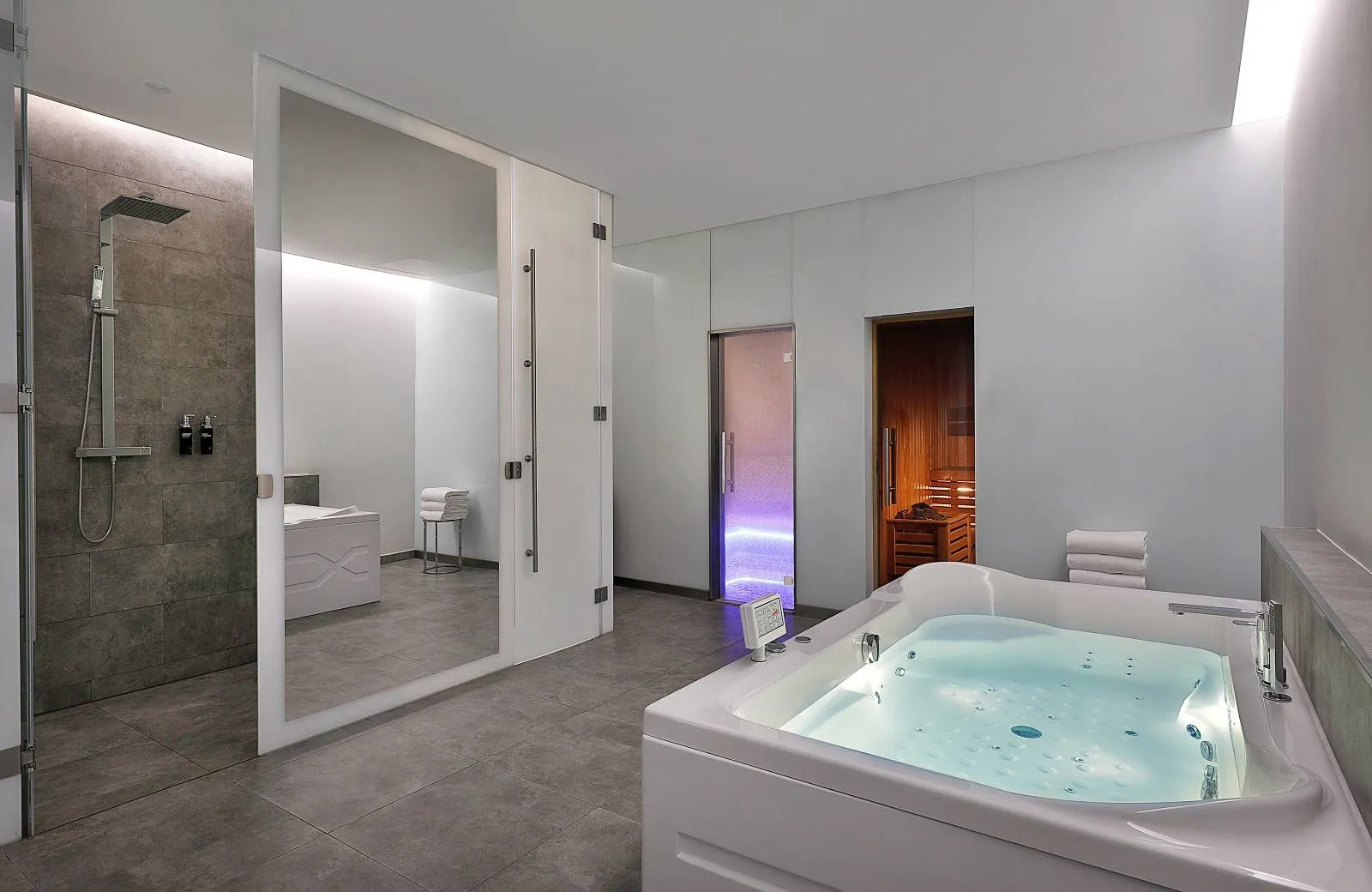 W Abu Dhabi - Yas Island 5*