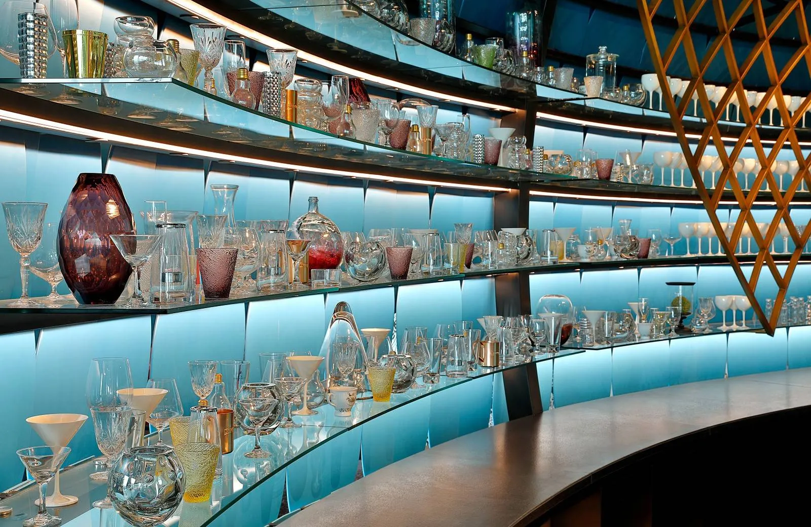 W Abu Dhabi - Yas Island 5*