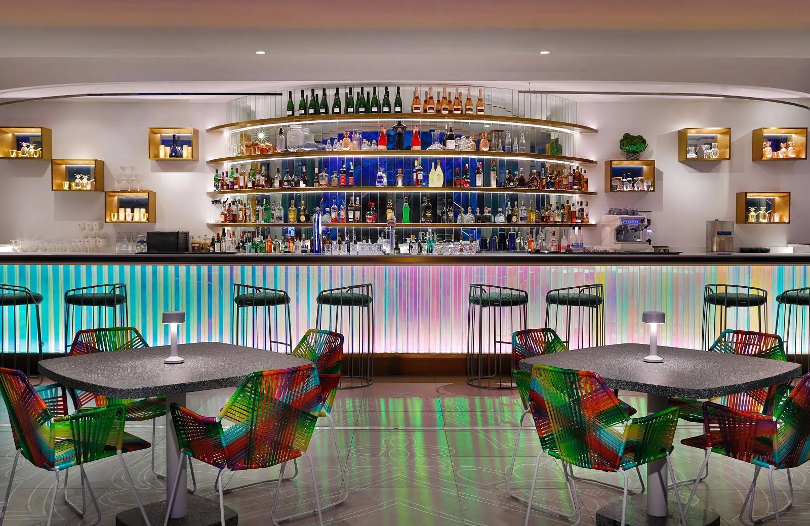 W Abu Dhabi - Yas Island 5*