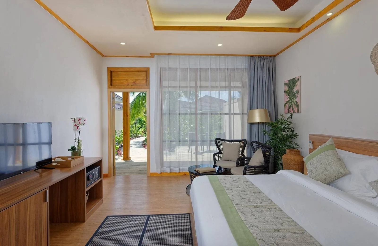 Brennia Kottefaru 5*