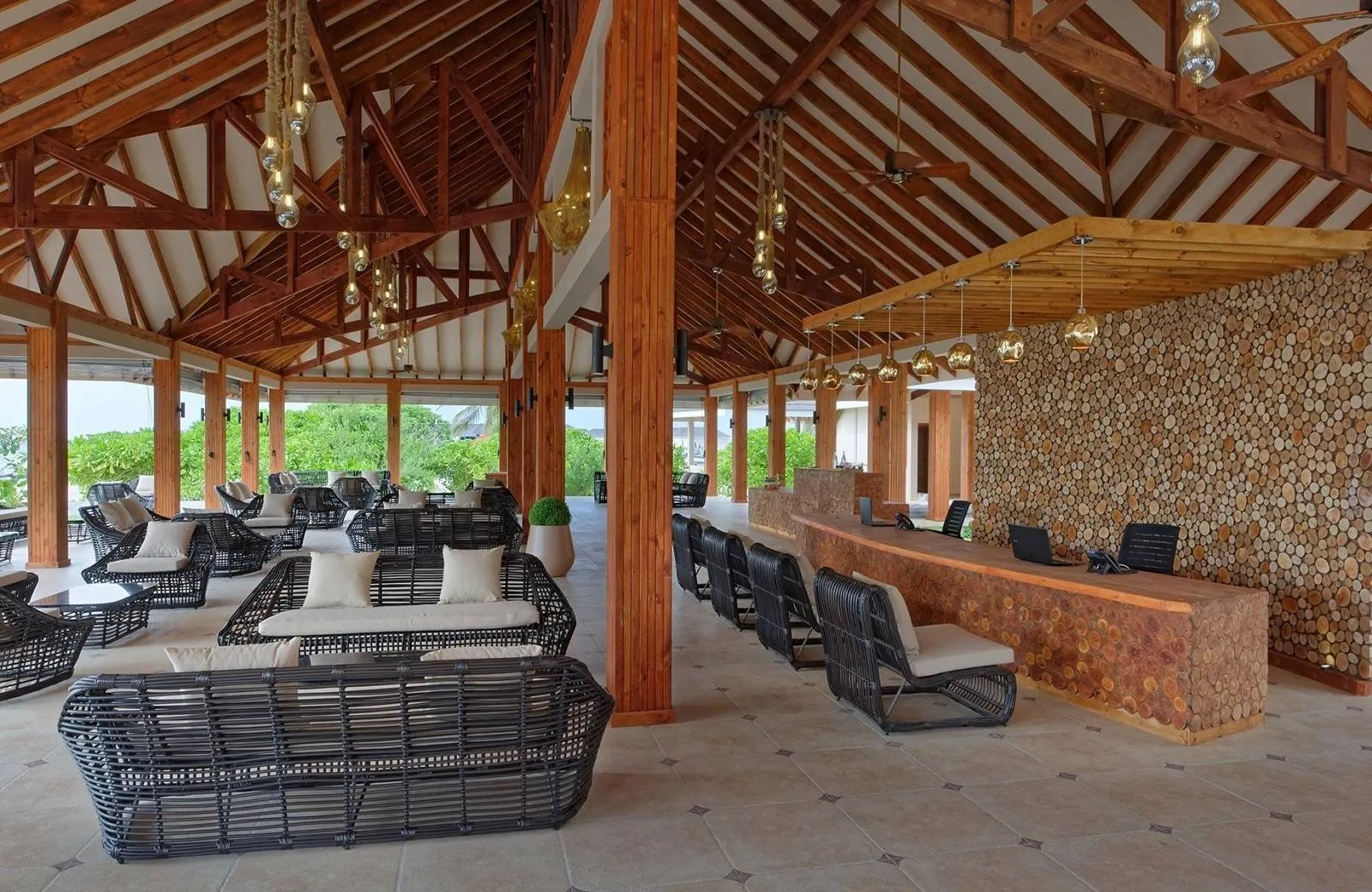 Brennia Kottefaru 5*