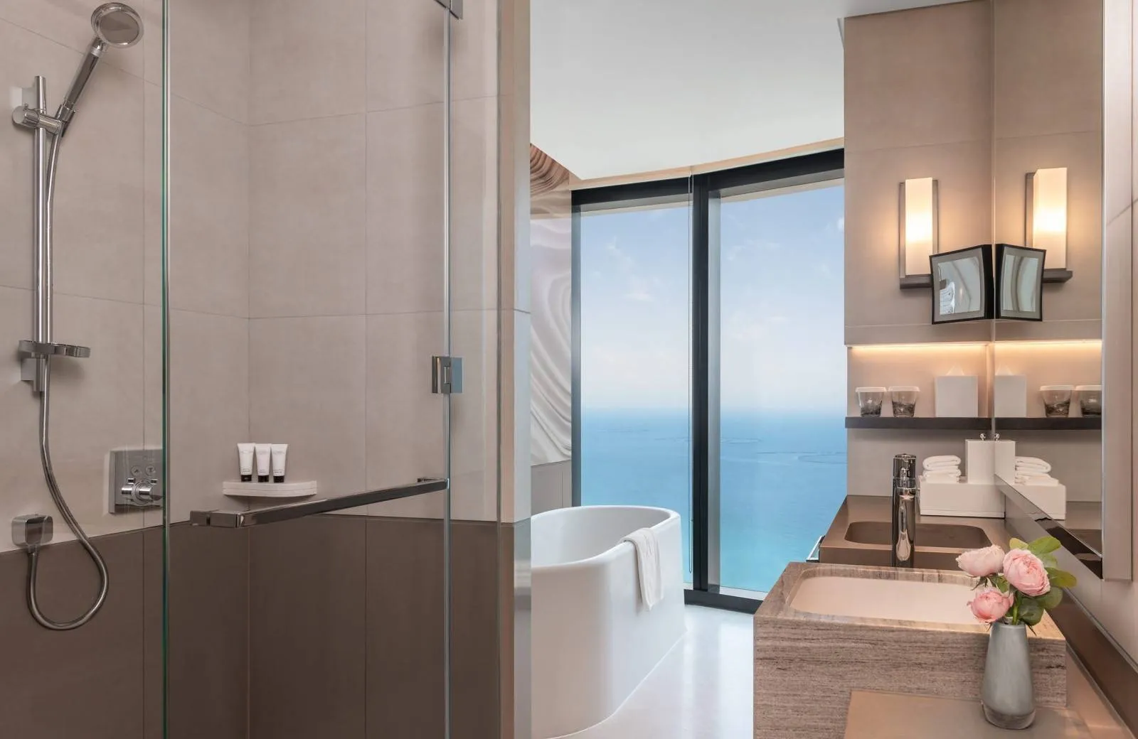 Address Beach Resort 5*