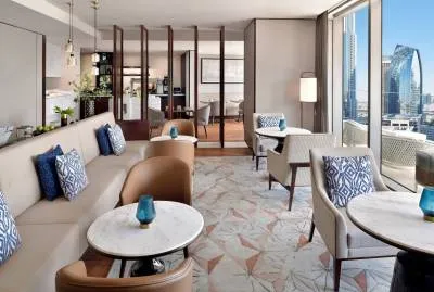 Address Sky View 5*