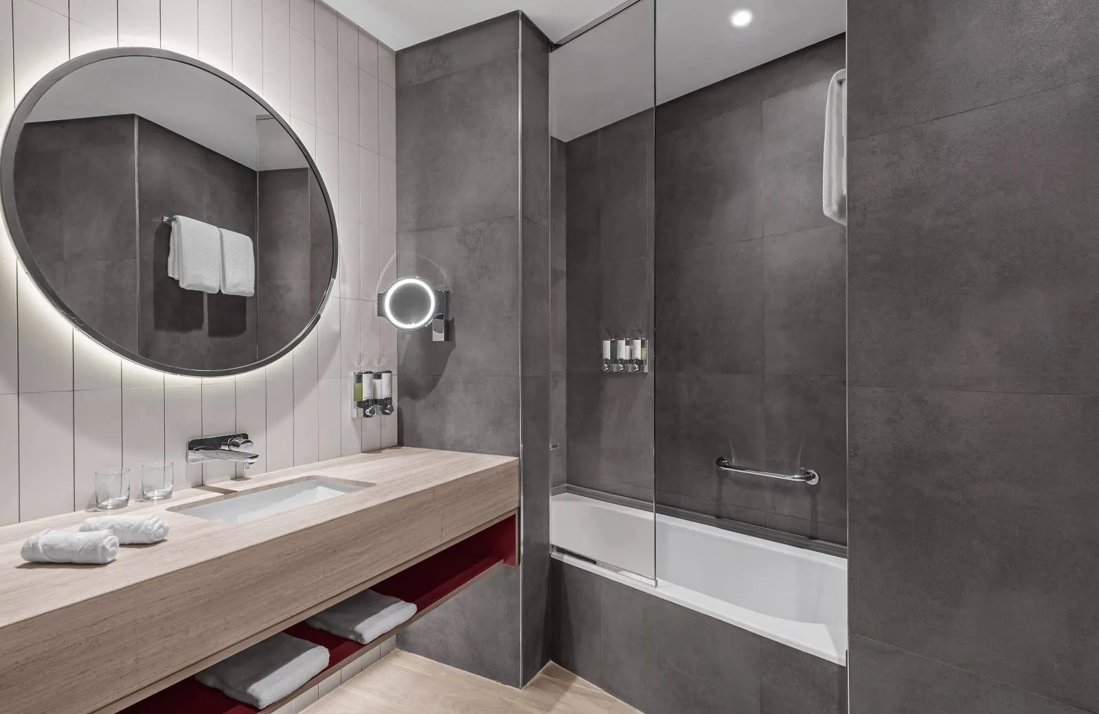 Hampton By Hilton Marjan Island 4*