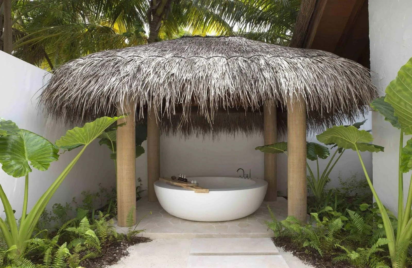 Sirru Fen Fushi Private Lagoon Resort 5*