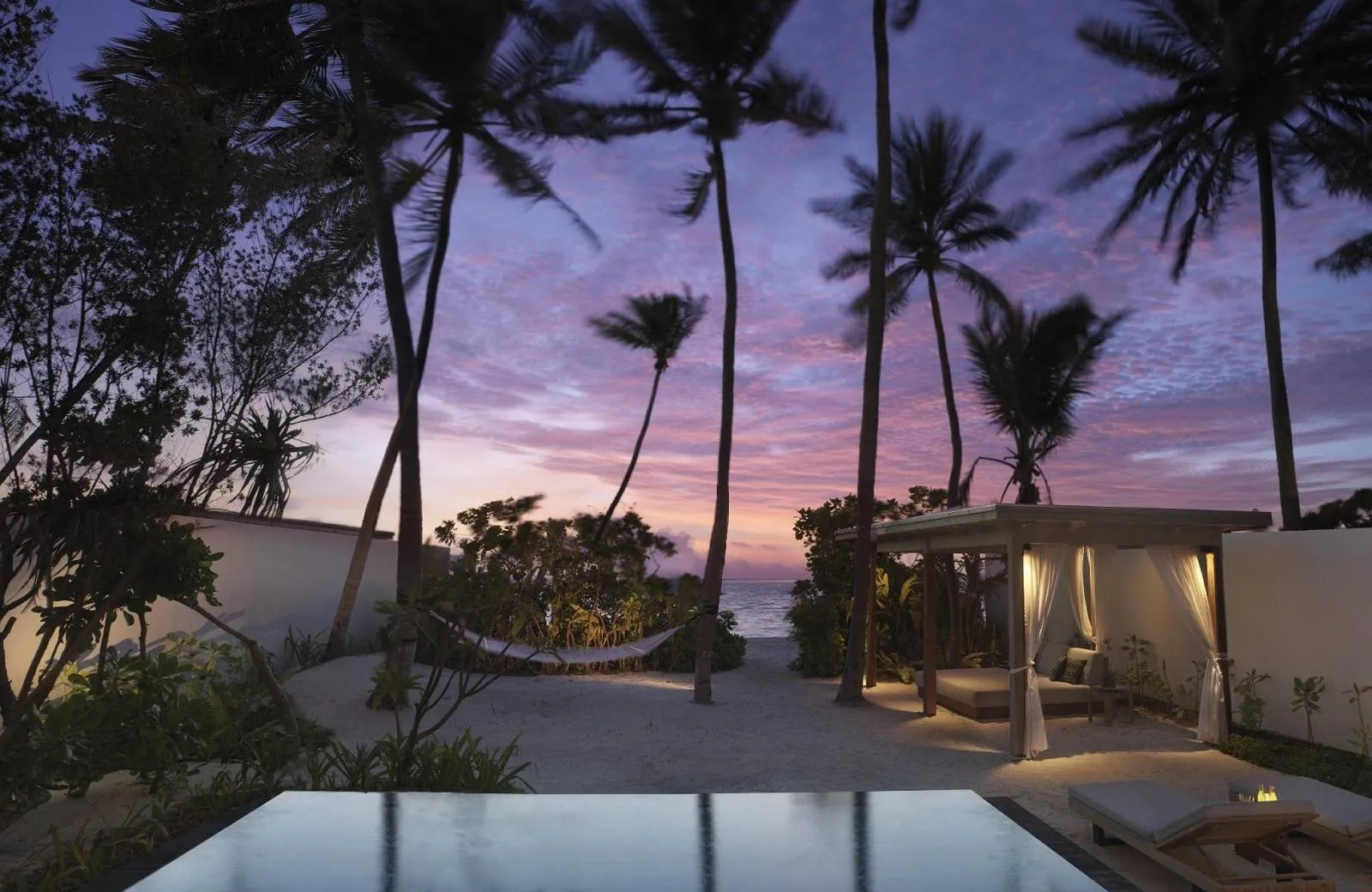 Sirru Fen Fushi Private Lagoon Resort 5*