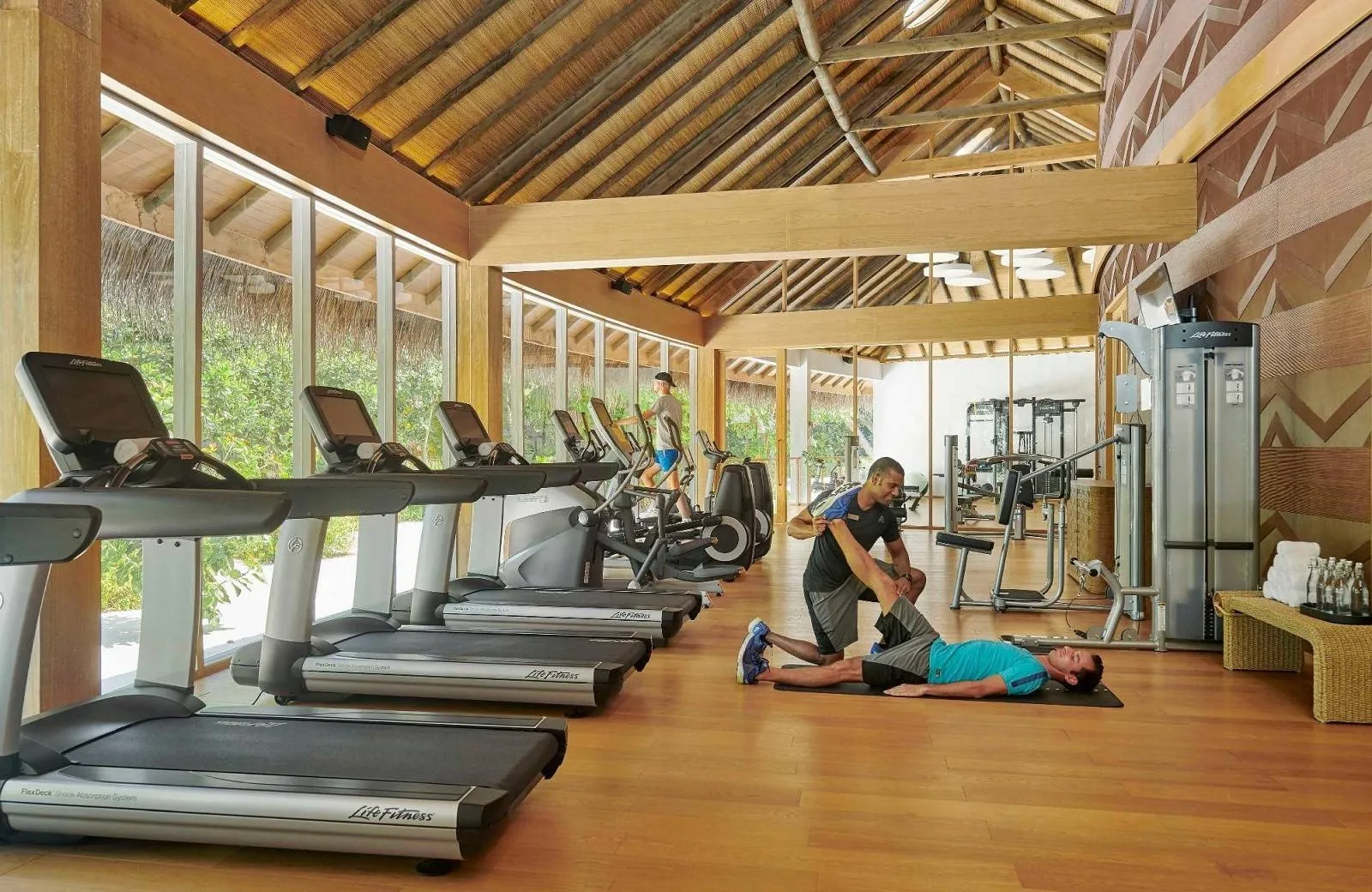 Sirru Fen Fushi Private Lagoon Resort 5*